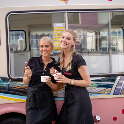 Werken naast je studie? Dit zijn 10 populaire bijbanen voor studenten in Alkmaar en omgeving